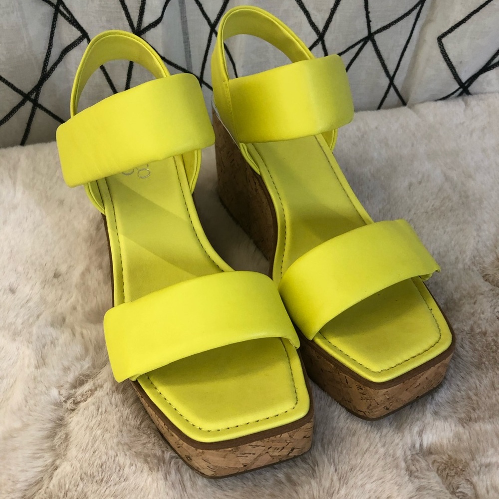 Franco Sarto Sweety, Wedge Sandal, Limeade/Yellow, Size 10